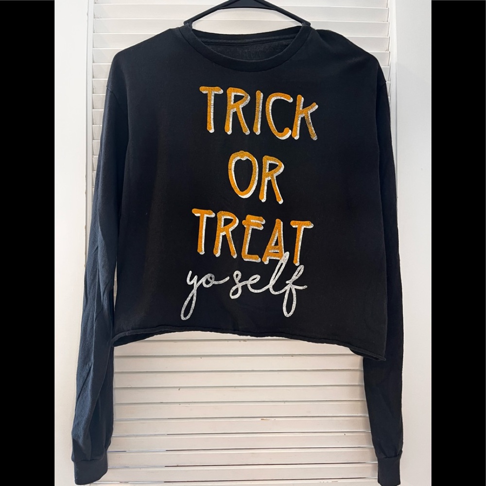 Long sleeve crop top Halloween